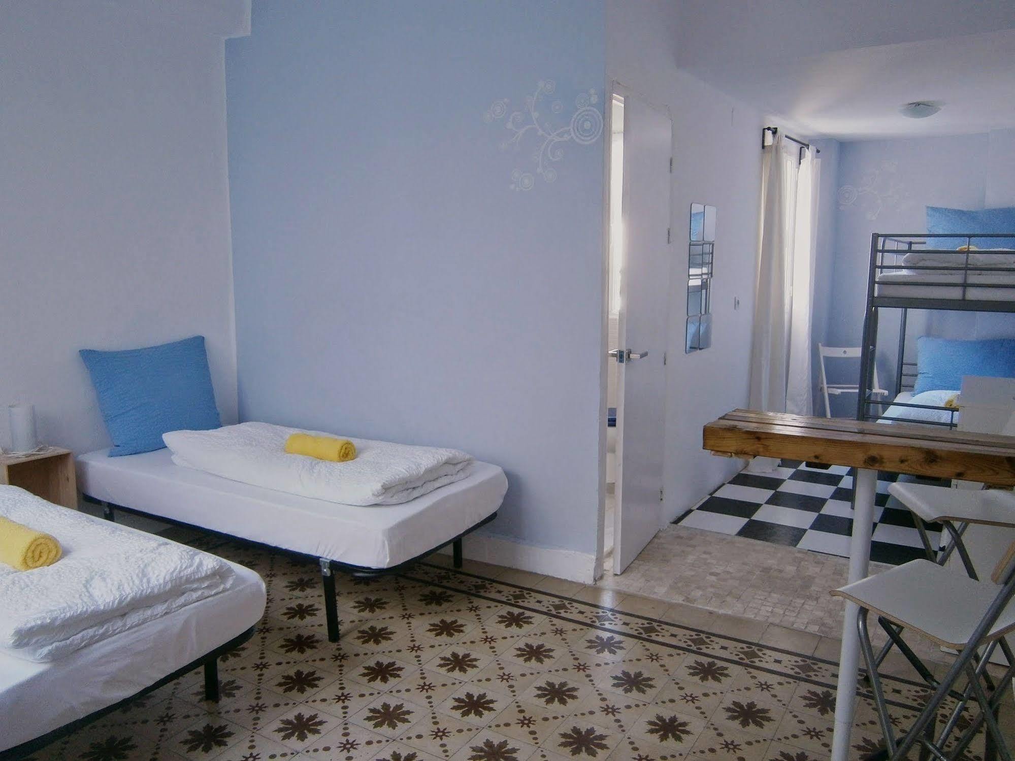 Casa Al Sur Terraza Hostel Malaga Exterior photo